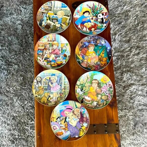 Vintage Carol Lawson (limited edition) fine porcelain plates bundle of 7
